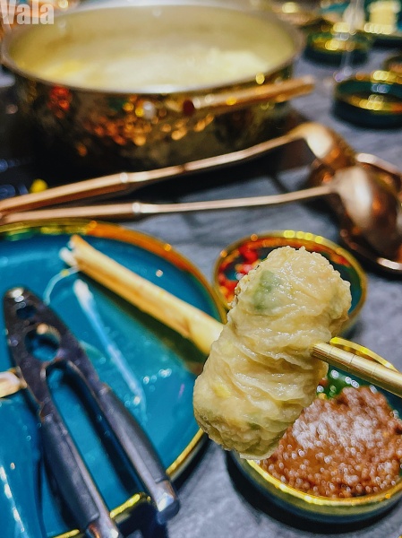 美食。ikkon shabu。桃園餐廳。最美工業風精品火鍋。松葉蟹、澳洲和牛、海鮮雜炊。姐妹們的私人包廂頂級饗宴 Vala：生活中的100個美好